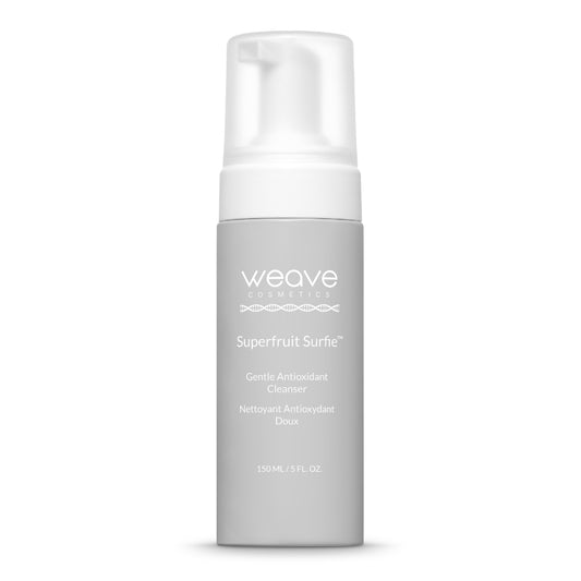 Pianka oczyszczająca Superfruit Surfie™ z kompleksem superowoców 150 ml